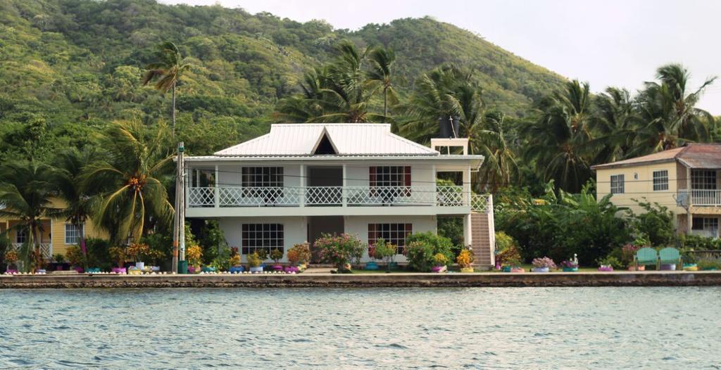 Posada Sunshine Paradise Providencia Island エクステリア 写真