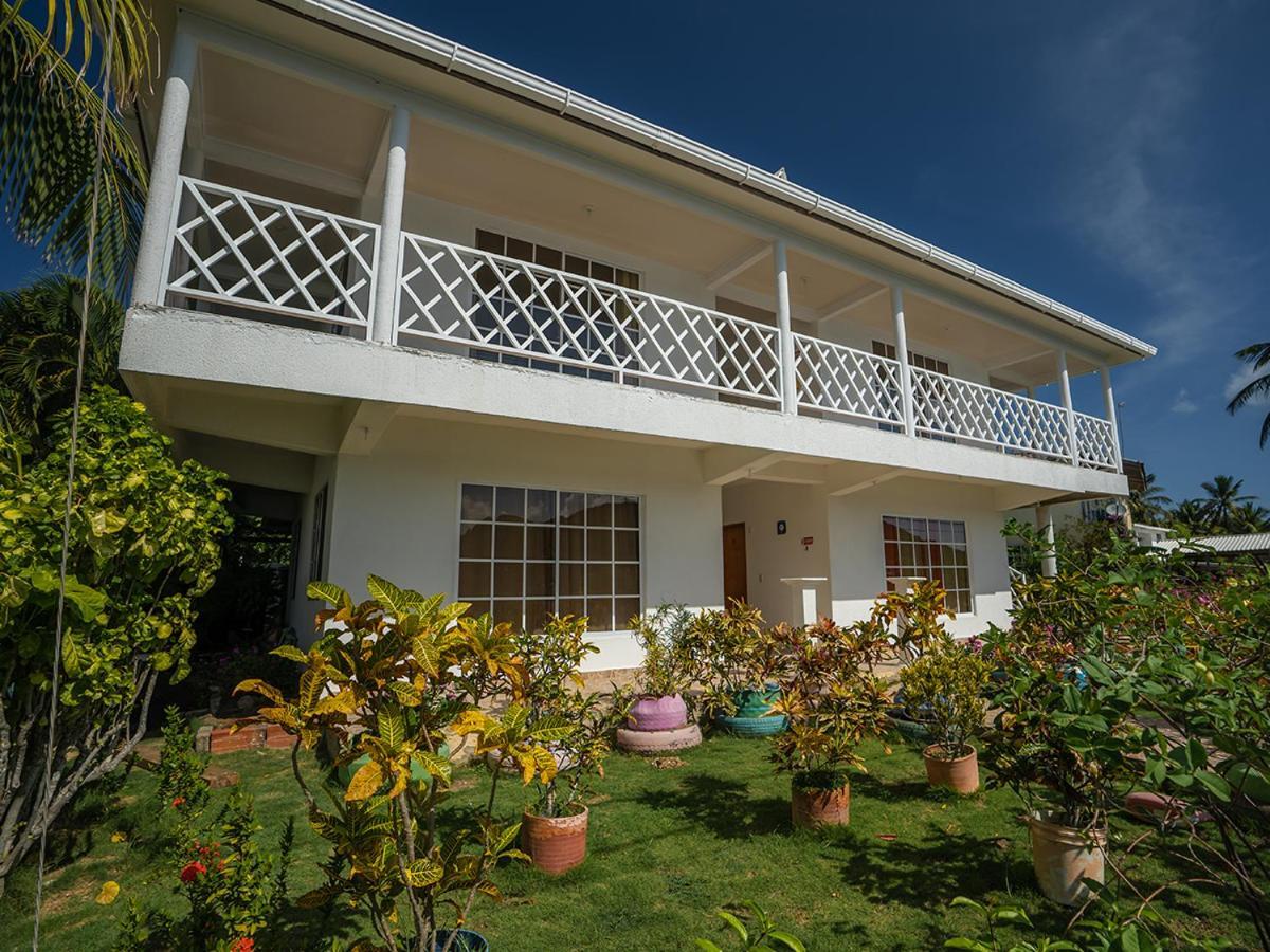 Posada Sunshine Paradise Providencia Island エクステリア 写真