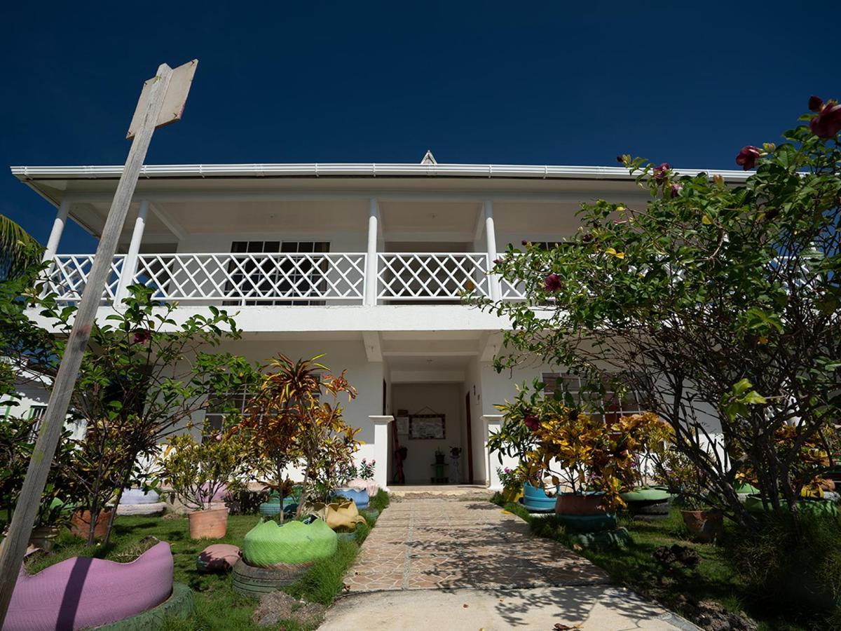 Posada Sunshine Paradise Providencia Island エクステリア 写真